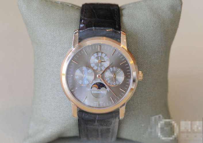 爱彼Jules Audemars系列263900R.OO.D093CR.01腕表